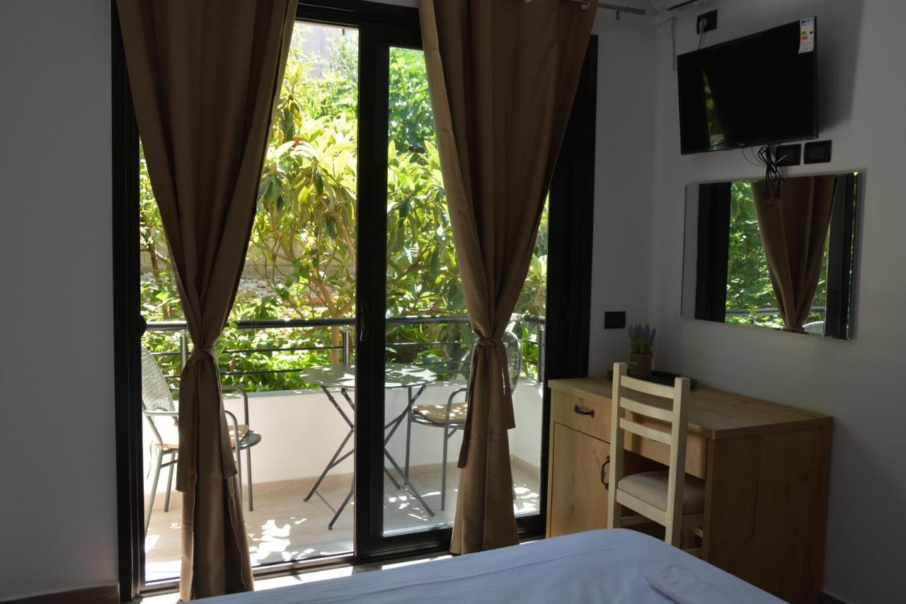 Vlorë Lungomare Private Rooms מראה חיצוני תמונה